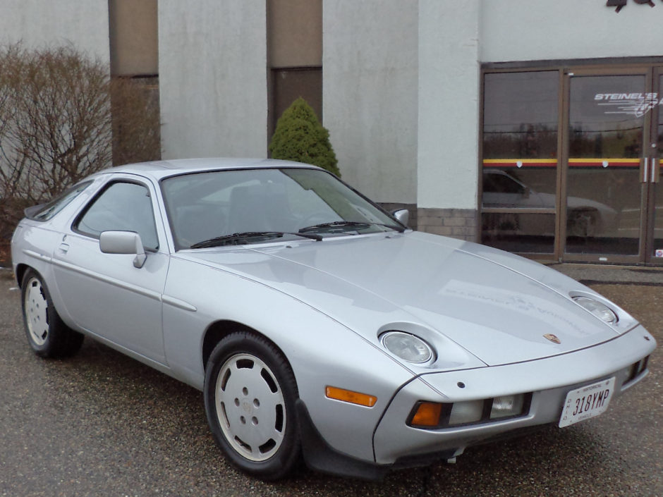 No Reserve: 1985 Porsche 928S