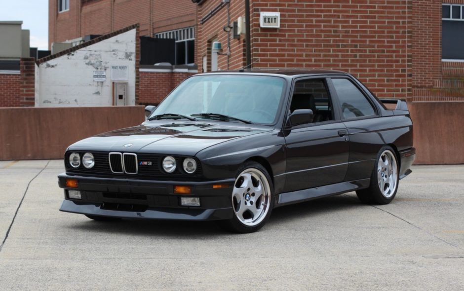 S52-Powered 1990 BMW M3