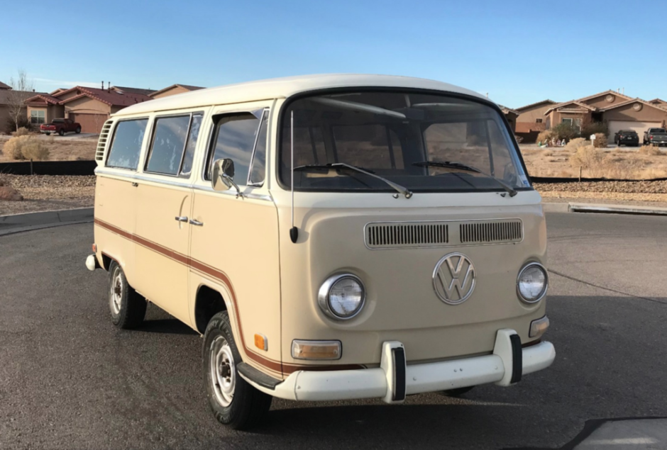 1972 Volkswagen Type 2 Transporter 4-Speed