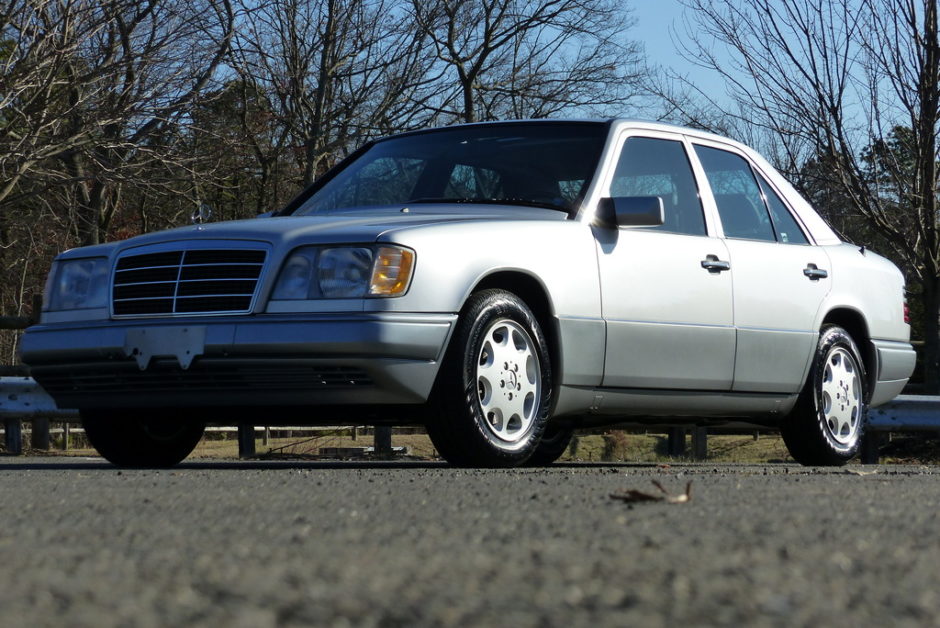 17K-Mile 1994 Mercedes-Benz E320