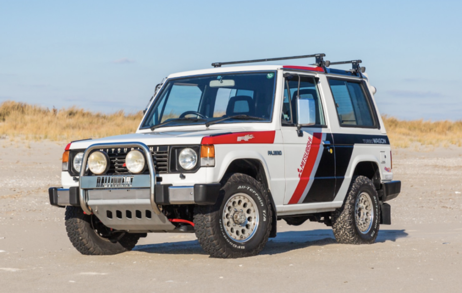 36K-Mile 1988 Mitsubishi Pajero Paris-Dakar Special