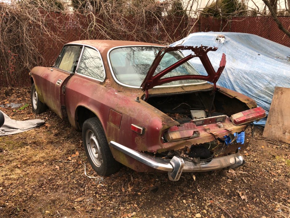 No Reserve: 1974 Alfa Romeo GTV Parts Car
