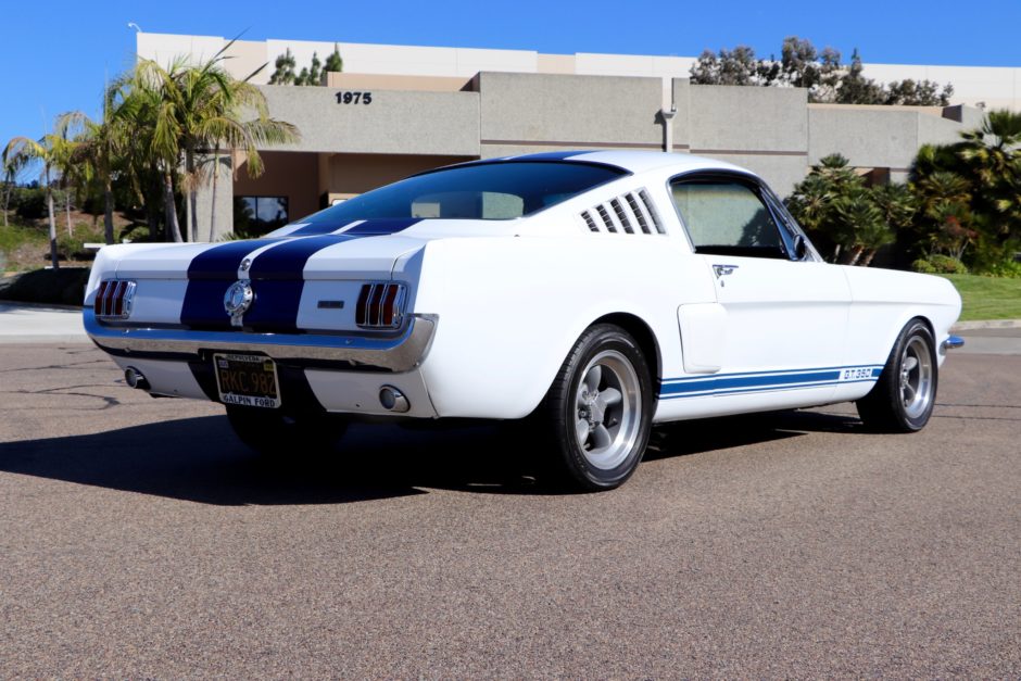 1966 Ford Mustang Fastback 5-Speed