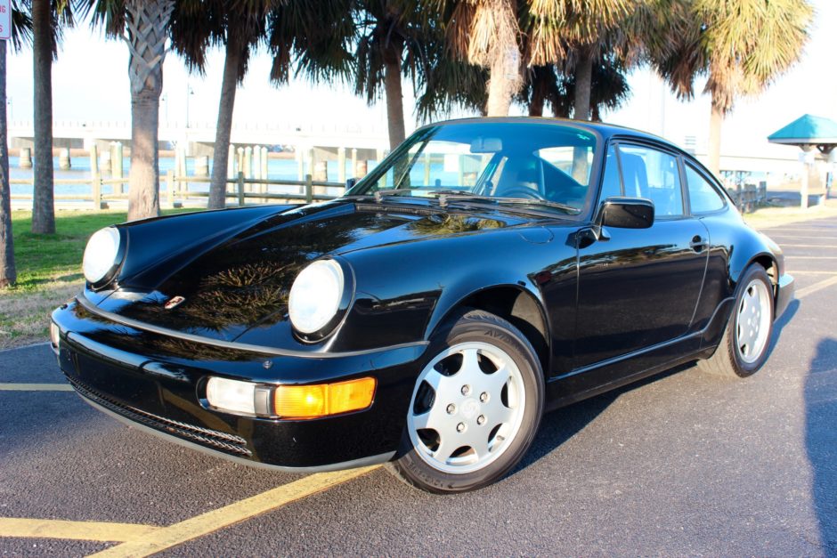 1990 Porsche 911 Carrera 4 Coupe 5-Speed