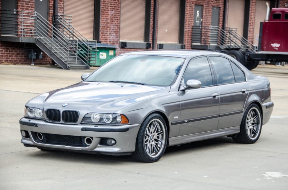 2002 BMW M5