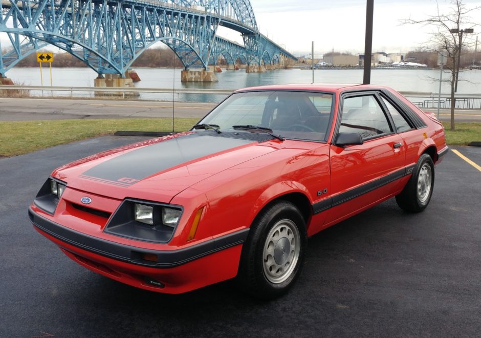 1985 Ford Mustang GT 5.0 5-Speed