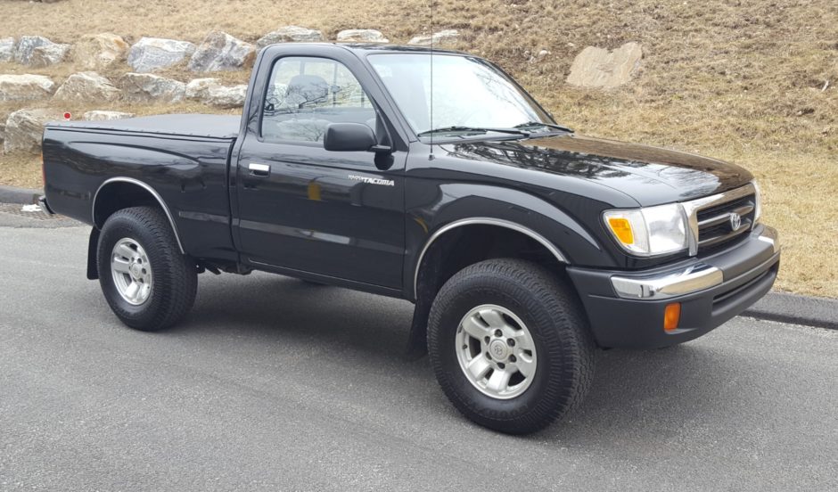 15K-Mile 1998 Toyota Tacoma 4X4 5-Speed