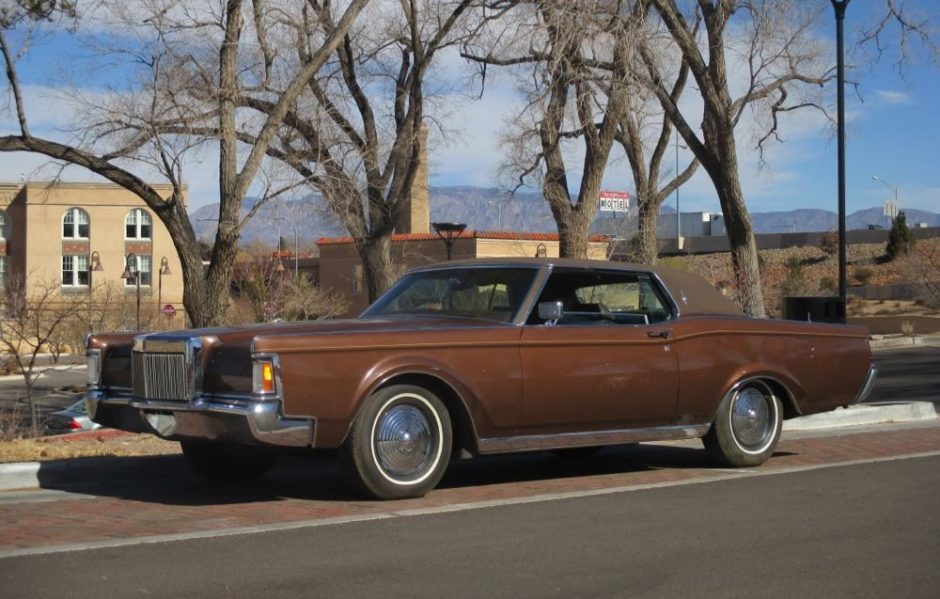 No Reserve: 1971 Lincoln Continental Mark III