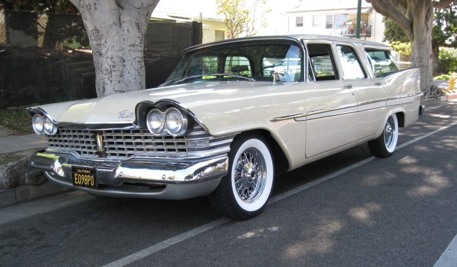 1959 Plymouth Custom Suburban