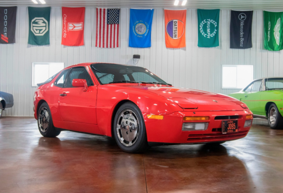 1987 Porsche 944 Turbo