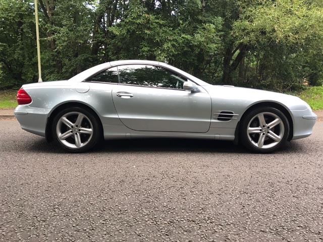 2004 Mercedes SL 500