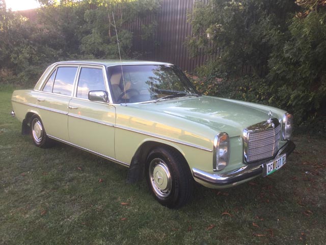 1973 Mercedes 230.4
