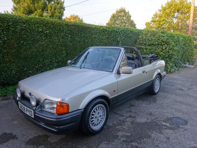 1990 Ford  Escort XR3i Cabriolet