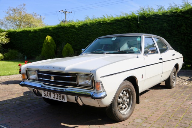 1974 Ford Cortina Mark 3 2000E