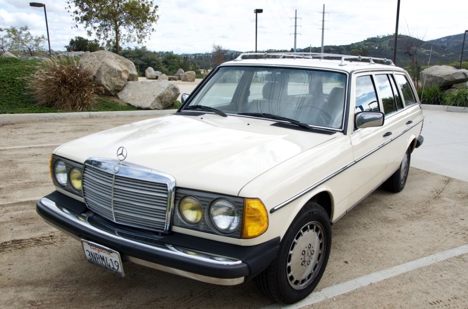 1983 Mercedes-Benz 300TD Turbodiesel