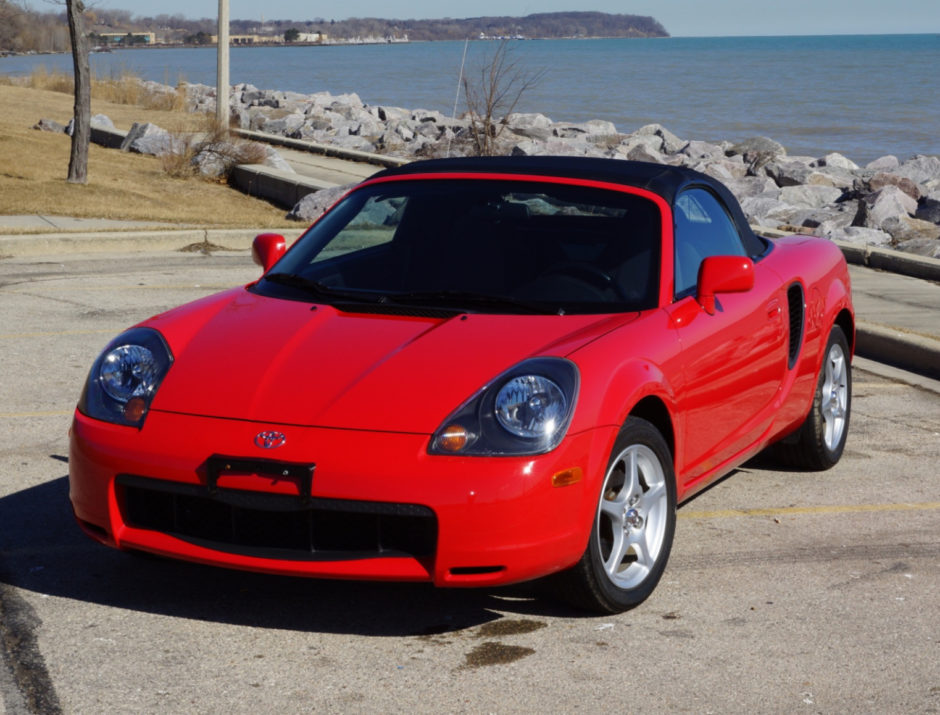 19K-Mile 2002 Toyota MR2 Spyder