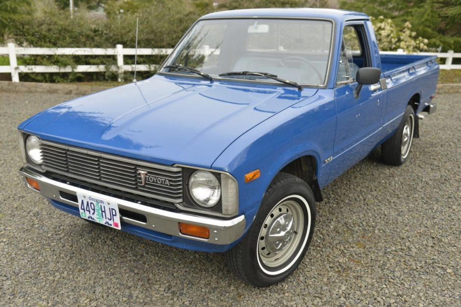 No Reserve: 1981 Toyota N30 Pickup