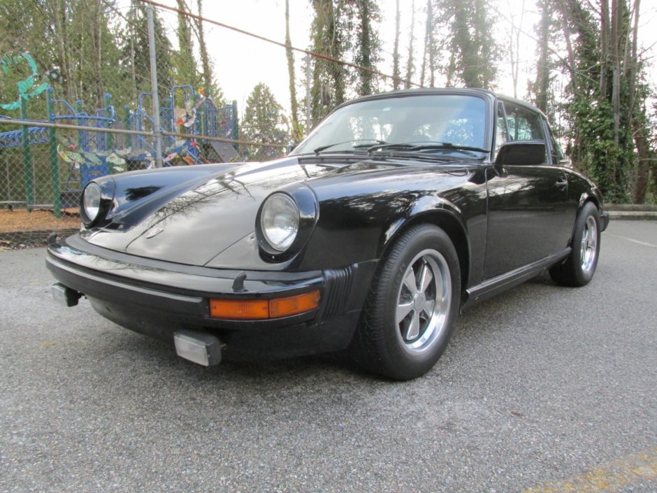 1977 Porsche 911S Targa