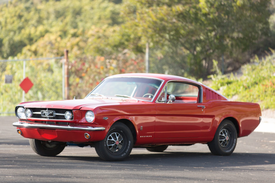 1965 Ford Mustang Fastback 5-Speed