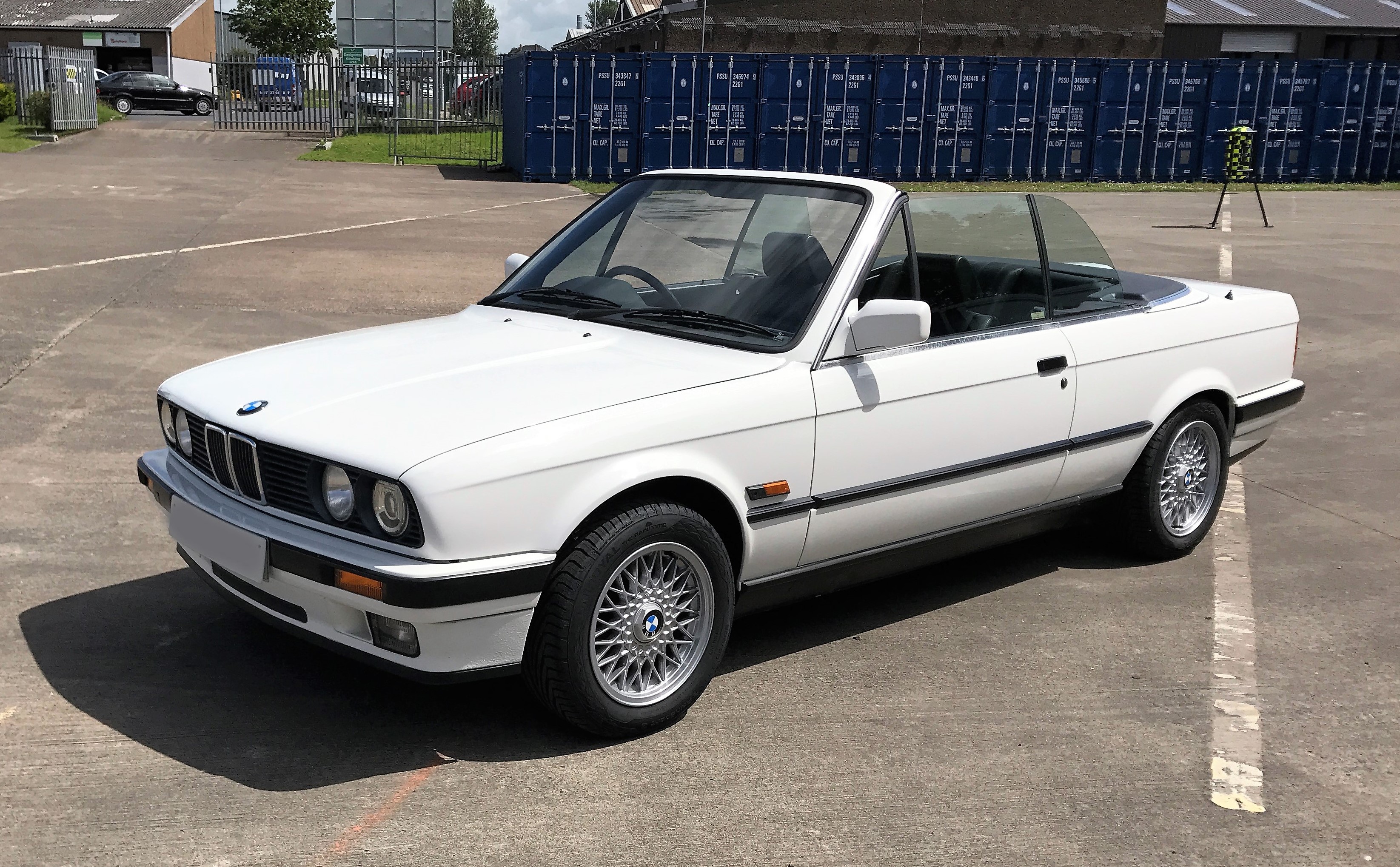 1991 BMW 320i Convertible