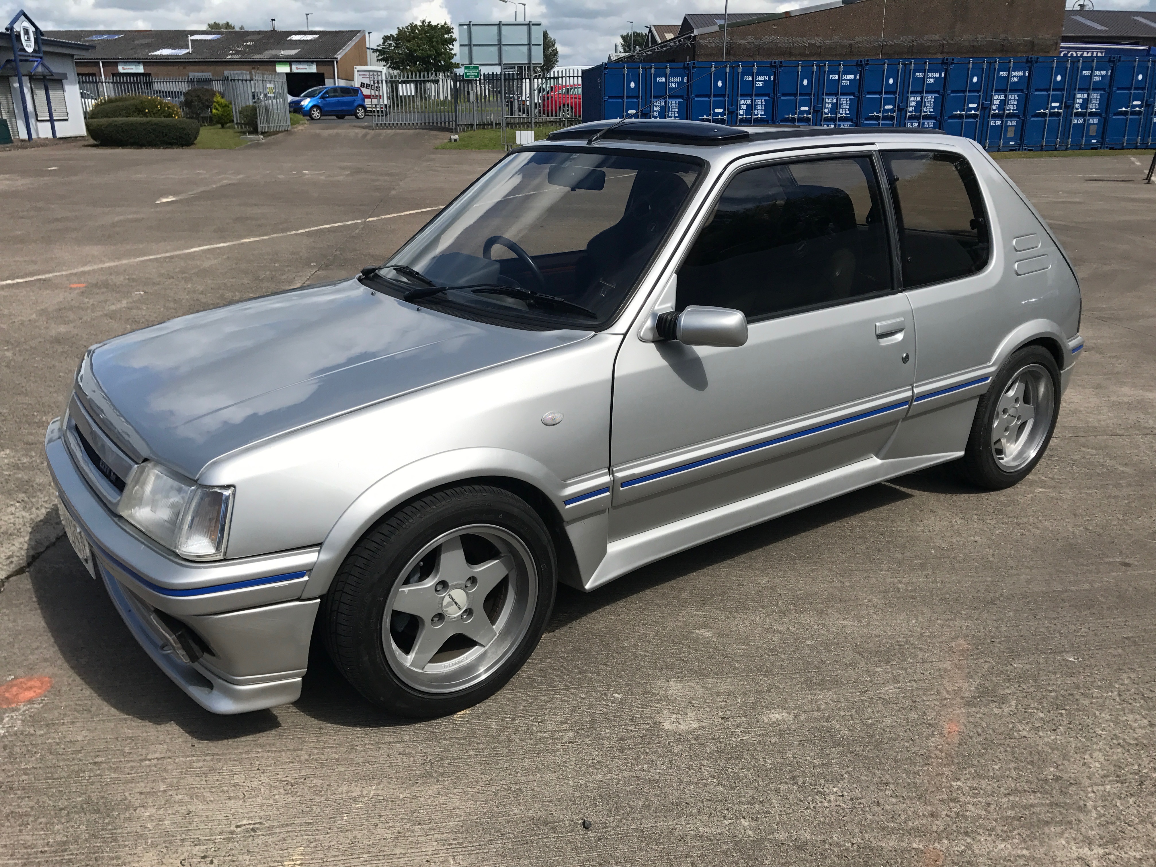1988 Peugeot 205 GTi 2.0 16-valve Mi16
