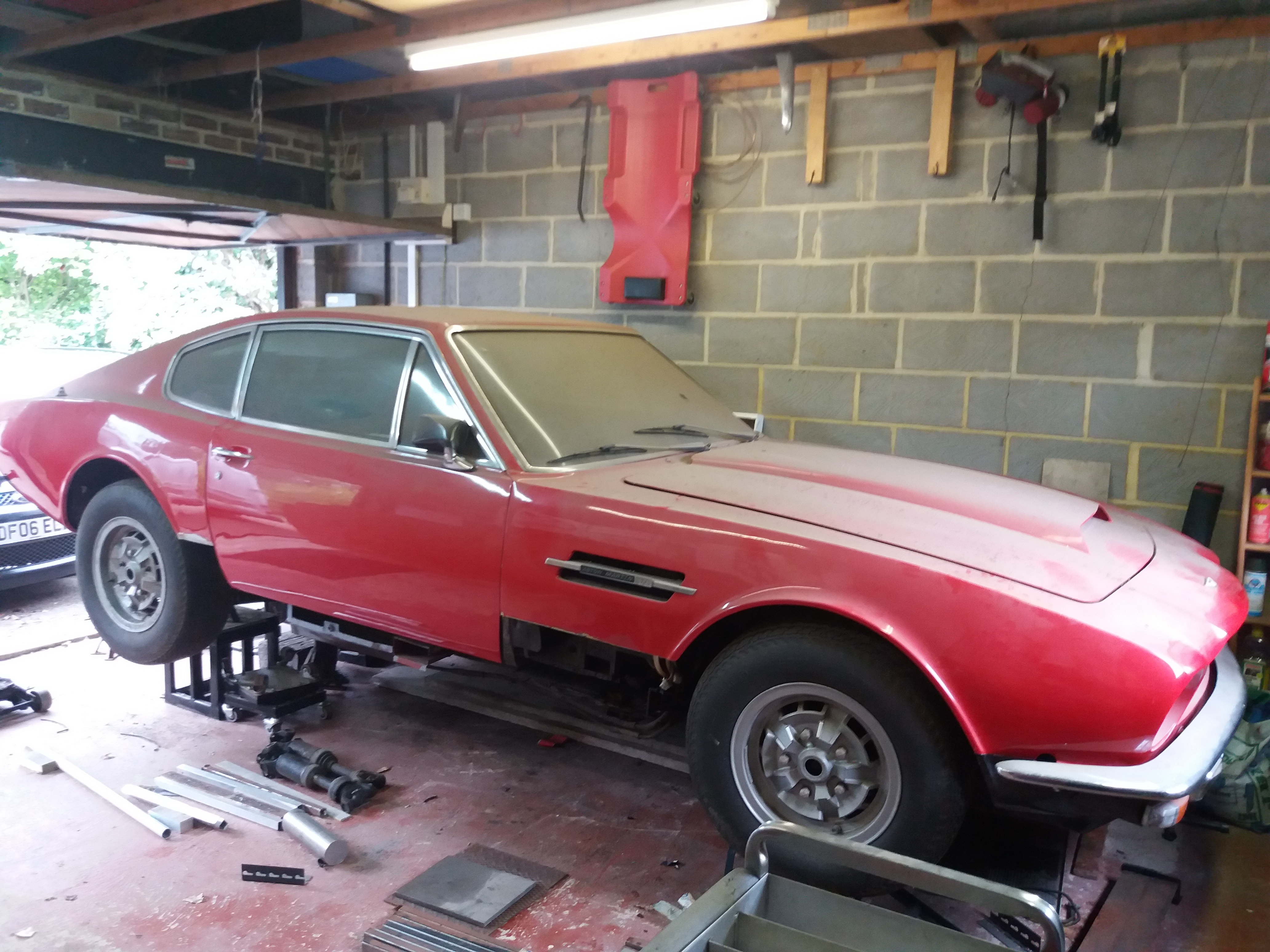 1973 Aston Martin AM V8