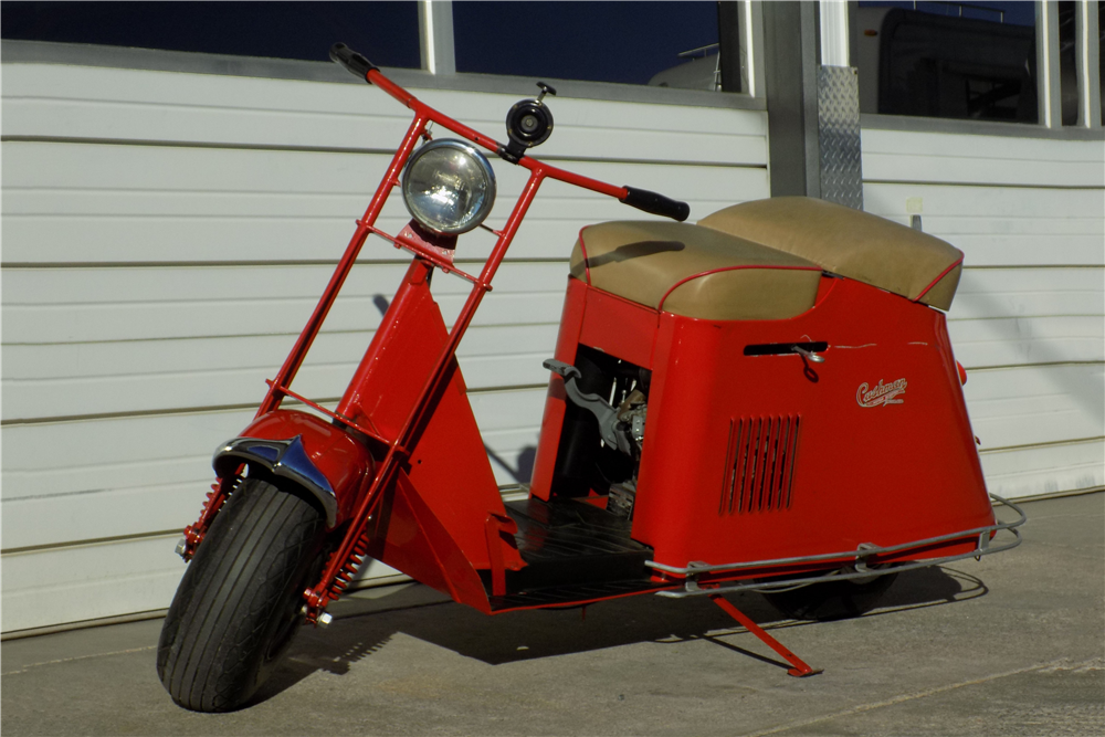 1946 CUSHMAN SCOOTER