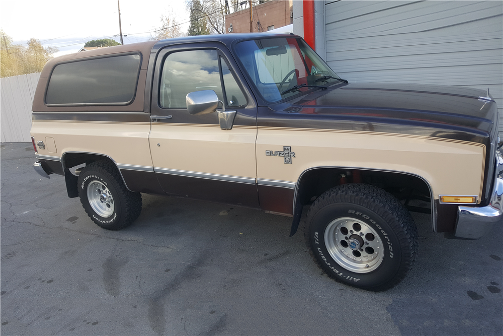 1987 CHEVROLET K5 BLAZER