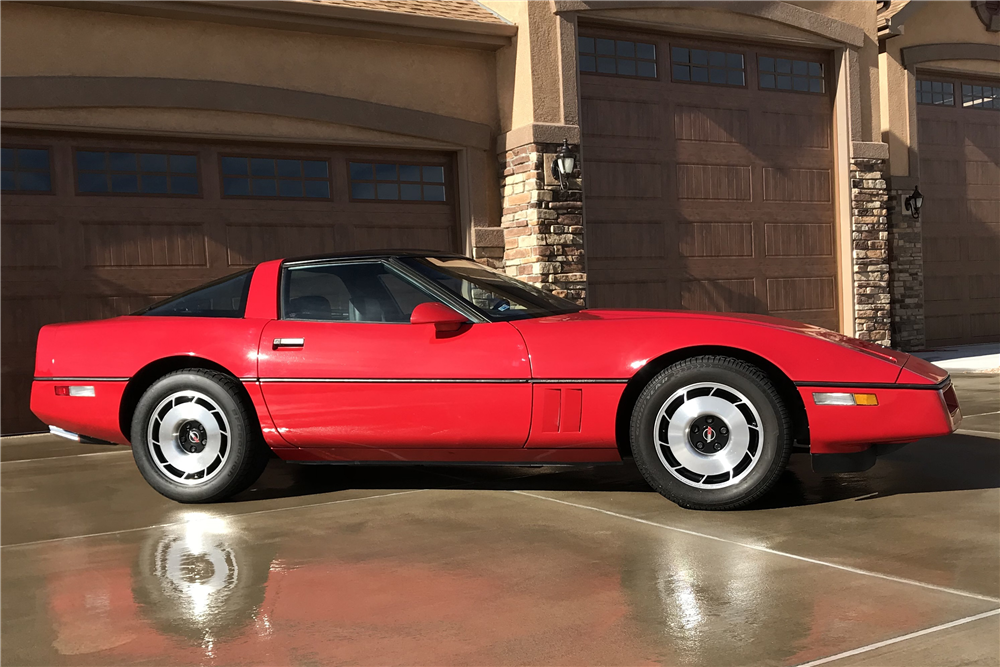 1985 CHEVROLET CORVETTE