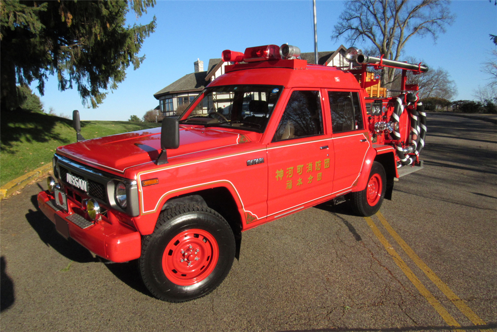 1990 NISSAN SAFARI FIRE TRUCK