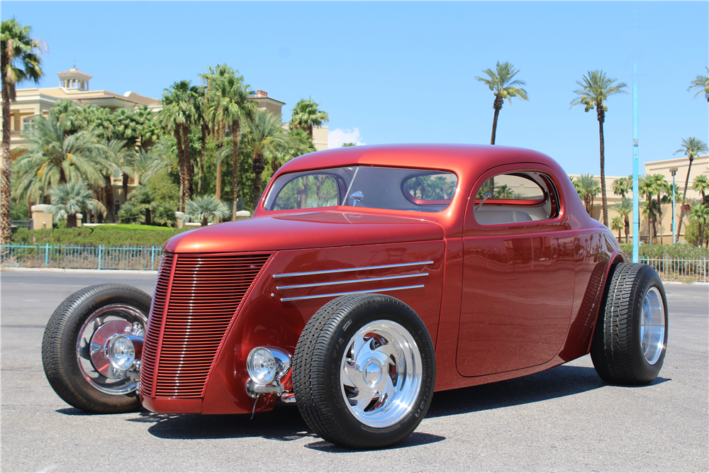 1937 FORD CUSTOM COUPE