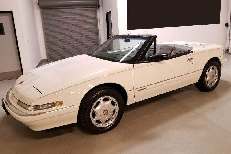 1990 BUICK REATTA CONVERTIBLE