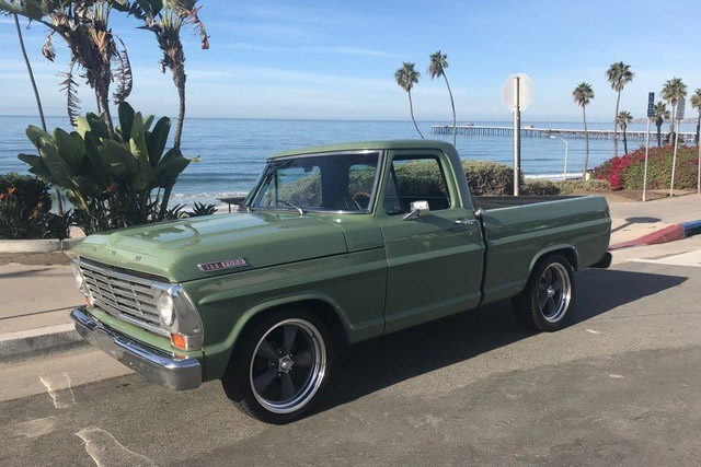 1967 FORD F-100 PICKUP