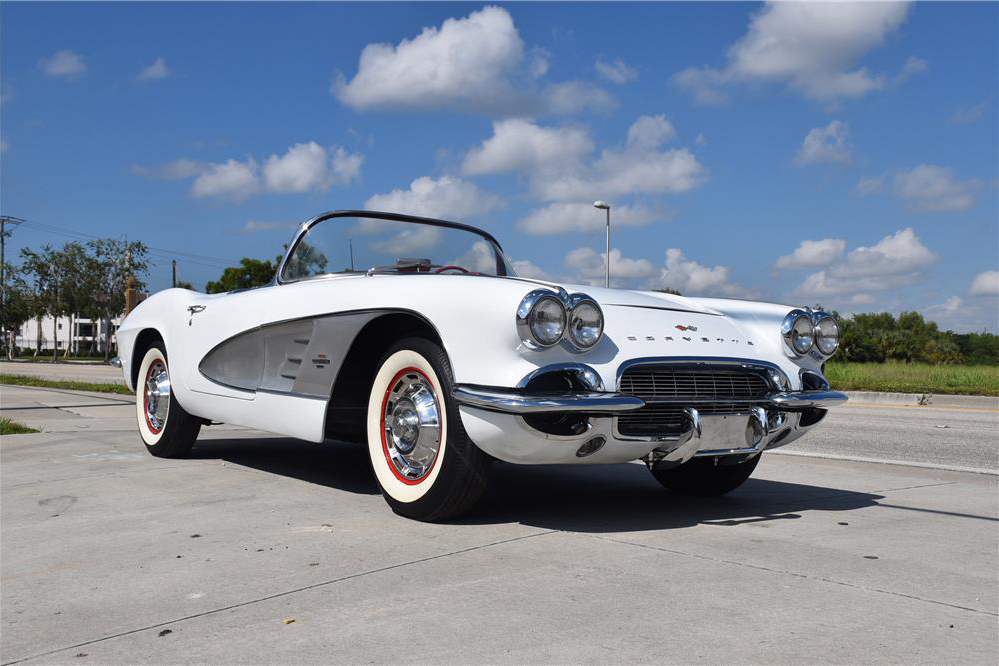 1961 CHEVROLET CORVETTE CONVERTIBLE