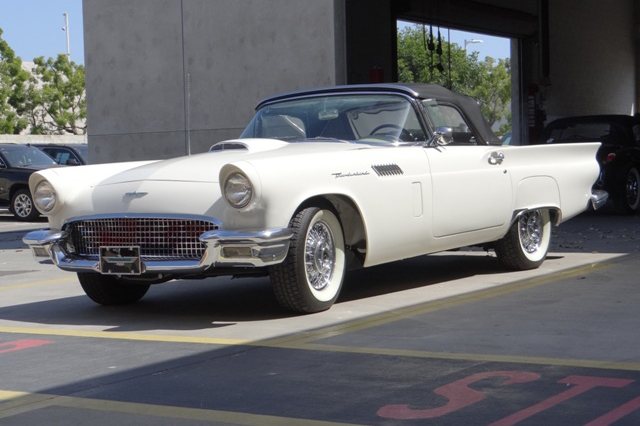 1957 FORD THUNDERBIRD CONVERTIBLE