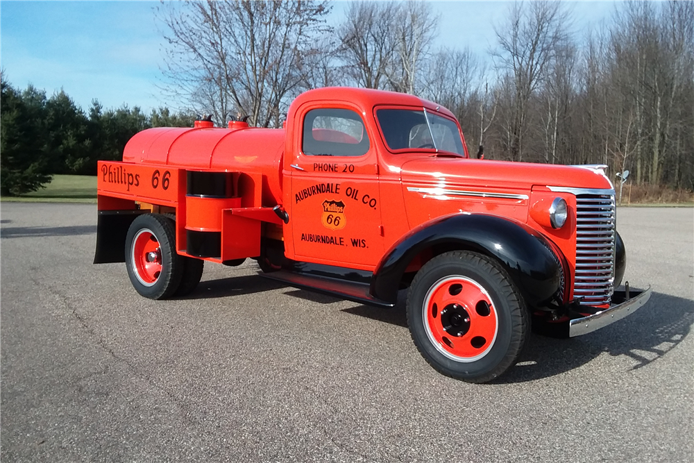 1939 CHEVROLET  TANKER TRUCK