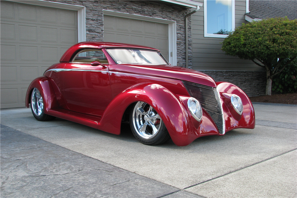 1937 FORD CUSTOM ROADSTER