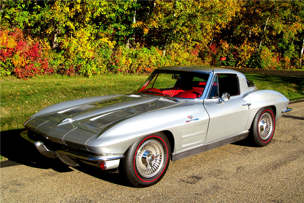 1963 CHEVROLET CORVETTE CUSTOM COUPE