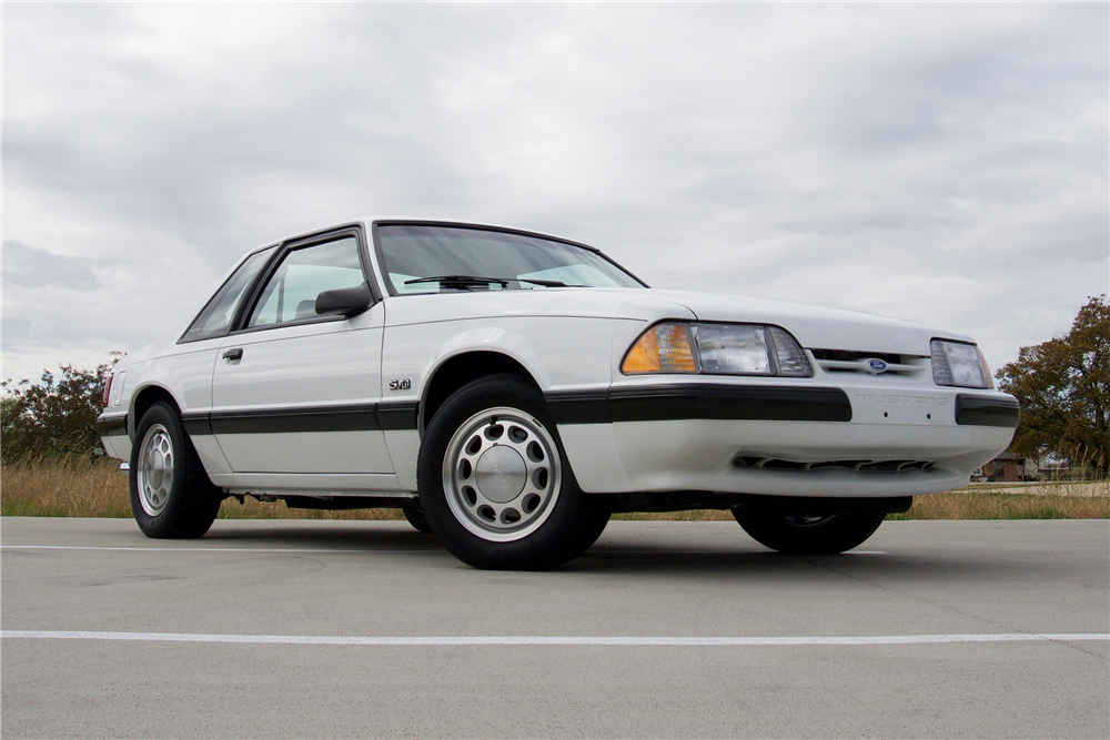 1990 FORD MUSTANG