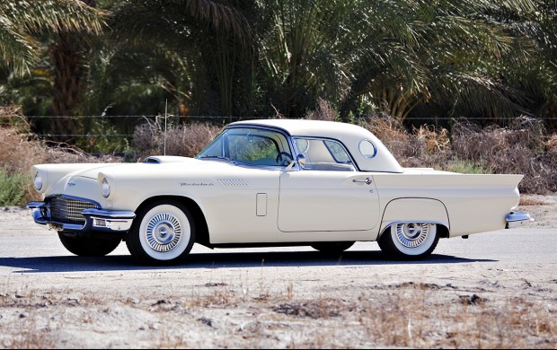 1957 Ford Thunderbird
