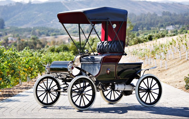 1903 Oldsmobile Model R Curved Dash Runabout