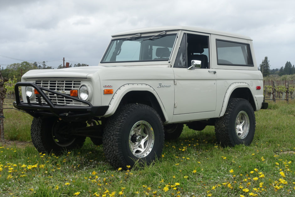 1970 Ford Bronco 5-Speed