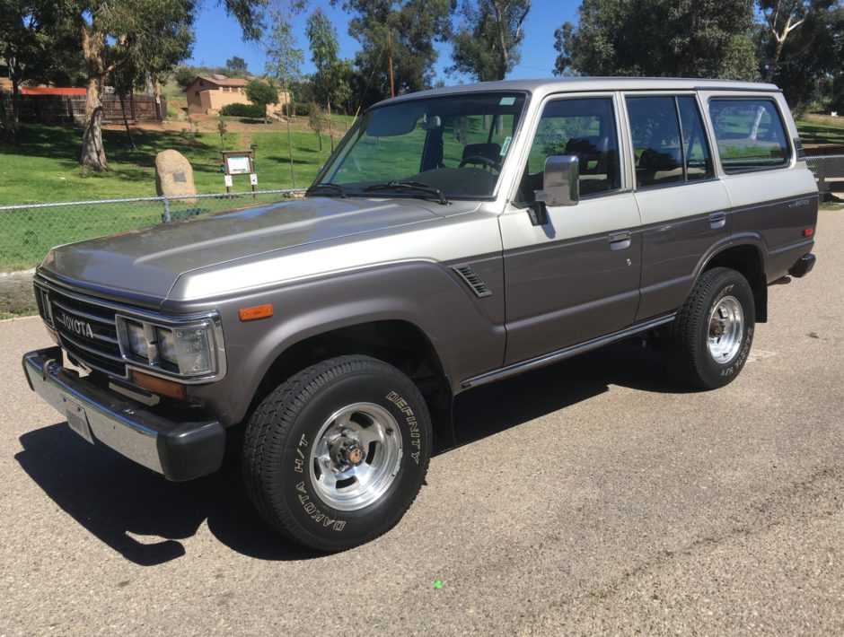 No Reserve: 1990 Toyota Land Cruiser FJ62