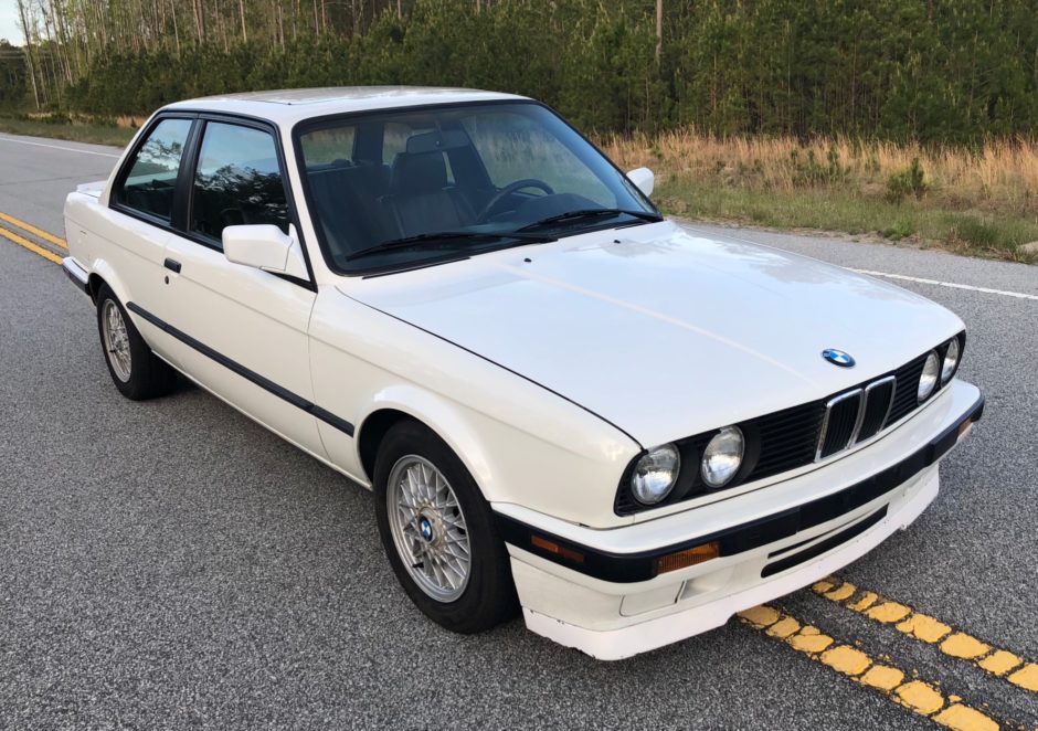 No Reserve: 1991 BMW 318is 5-Speed