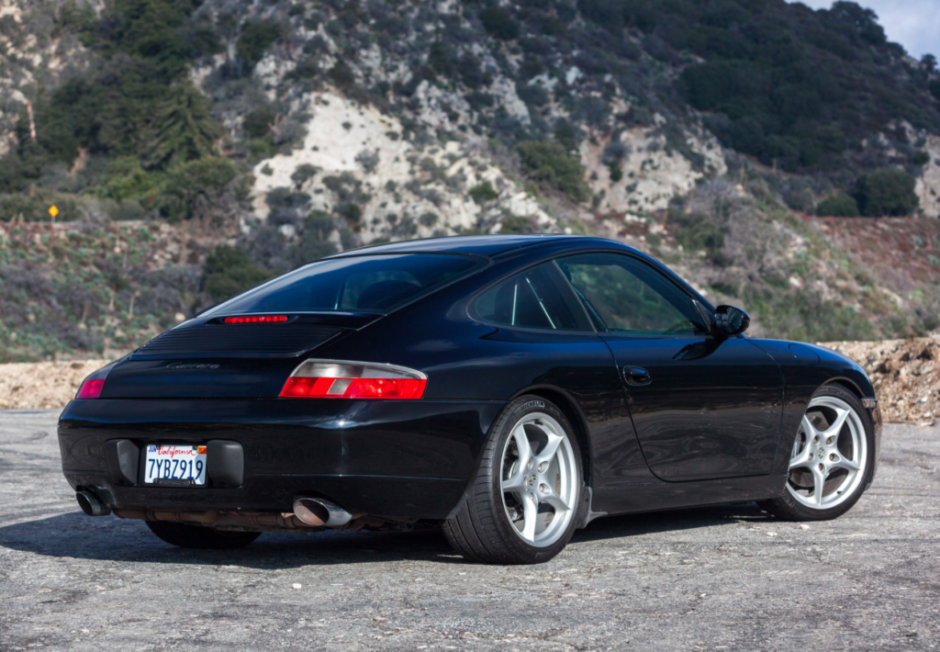 2001 Porsche 911 Carrera Coupe 6-Speed