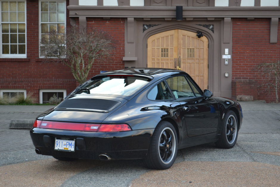 1995 Porsche 911 Carrera 4 Coupe