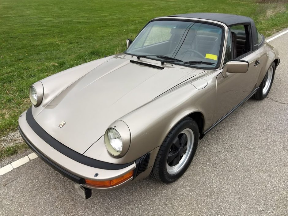 1983 Porsche 911SC Targa