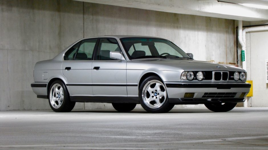 1991 BMW M5