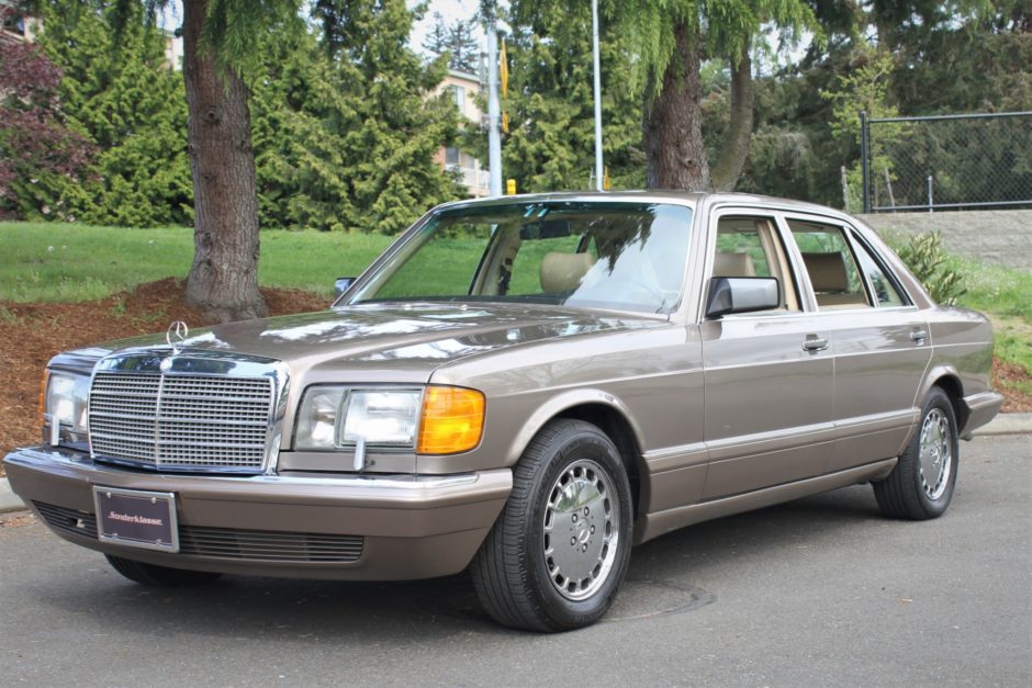 1989 Mercedes-Benz 560SEL