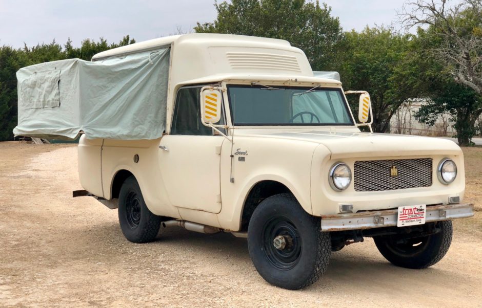 1963 International Harvester Scout 80 Camper Deluxe